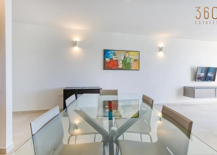 Modern 3br With Stunning Marina View In By 360 Estates Apartment Pieta