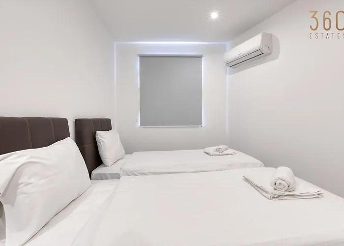 Apartment Modern 3br With Stunning Marina View In By 360 Estates