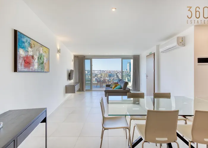 Modern 3br With Stunning Marina View In By 360 Estates * Pieta