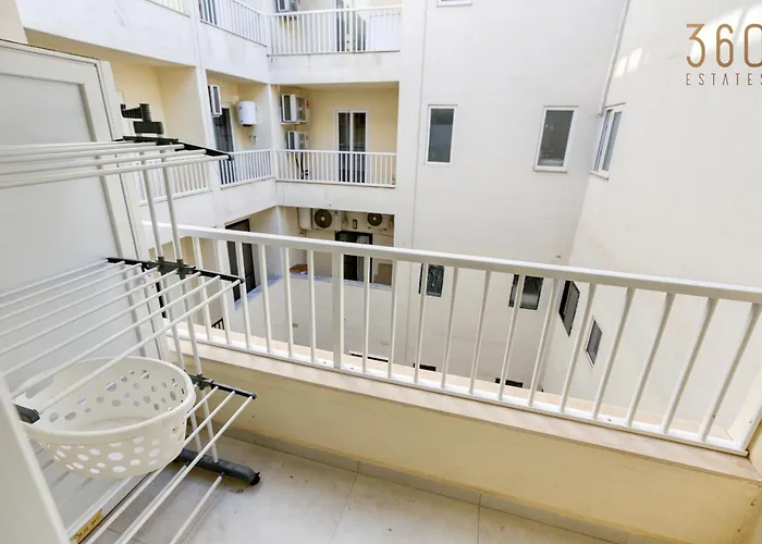 Apartment Modern 3br With Stunning Marina View In By 360 Estates