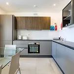 Apartament Modern 3br With Stunning Marina View In By 360 Estates