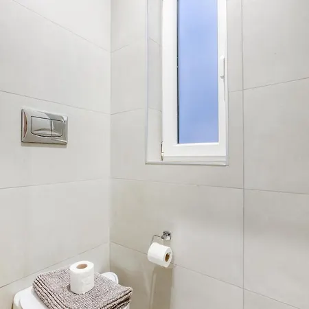 Appartement Modern 3br With Stunning Marina View In By 360 Estates