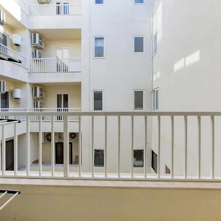 Modern 3br With Stunning Marina View In By 360 Estates Pietà