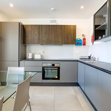Apartman Modern 3br With Stunning Marina View In By 360 Estates